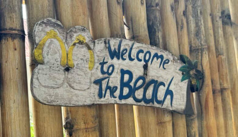 schild welcome to the beach