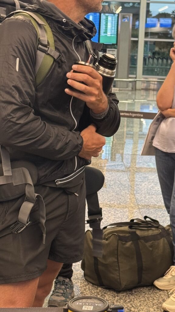 Mate Tee bei Check in