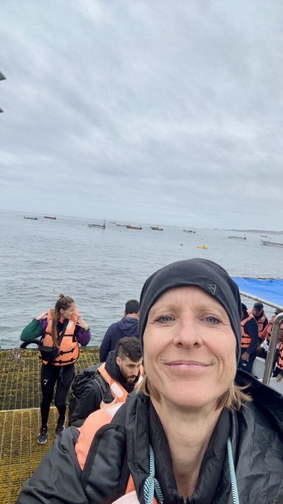 claudia am pier mit schwimmweste