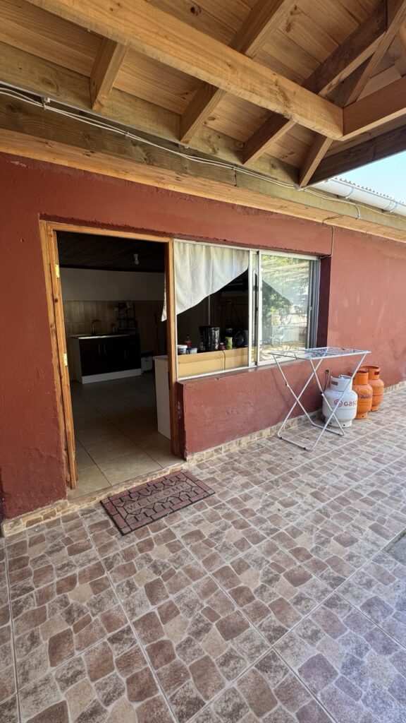 airbnb santa cruz aussen