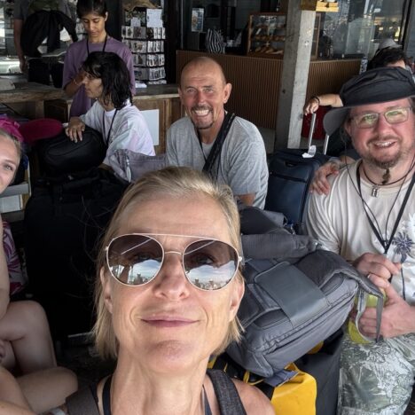 10 Tage Bali intensiv – bumpy Roads, Klippen-Klettern, Mantas, Wasserfälle & Tempel